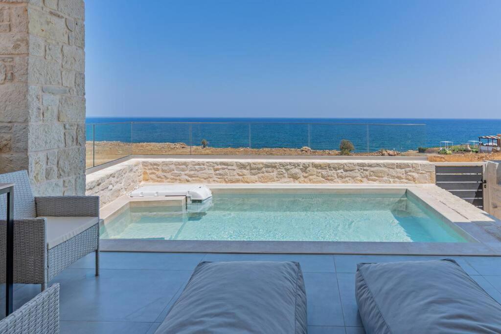 Sofia Suite, A Seafront Hideaway ! Pánormos エクステリア 写真