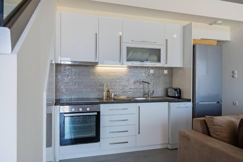 Sofia Suite, A Seafront Hideaway ! Pánormos エクステリア 写真